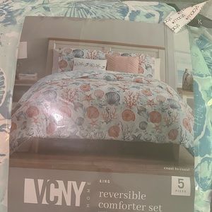 Coastal Themed Reversible King Comforter Set